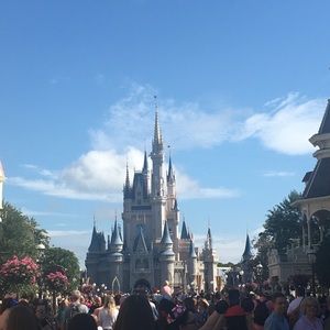 Meet your Posher, Courtney